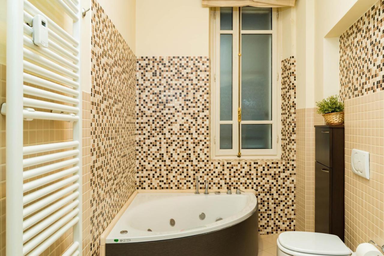 Alessandria Central Apt 10Min Walk Central Station 외부 사진